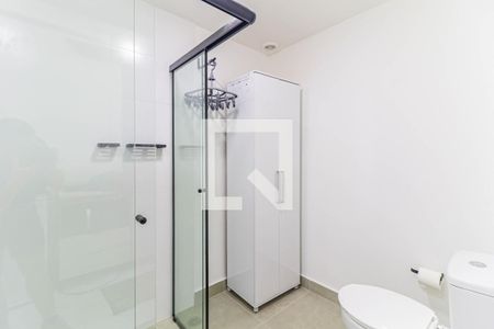 Banheiro de kitnet/studio à venda com 1 quarto, 20m² em Santo Amaro, São Paulo