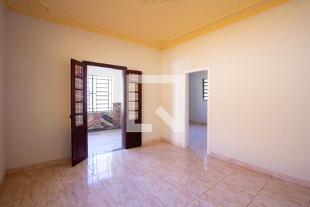 Sala de casa à venda com 5 quartos, 200m² em Santa Rosa, Niterói
