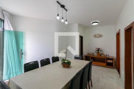 Sala de casa à venda com 3 quartos, 340m² em Padre Eustáquio, Belo Horizonte