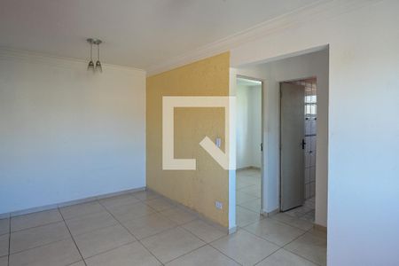 Sala de apartamento para alugar com 2 quartos, 50m² em Parque Fongaro, São Paulo