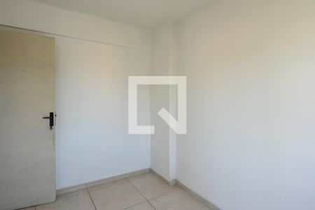 Quarto 2 de apartamento para alugar com 2 quartos, 50m² em Parque Fongaro, São Paulo