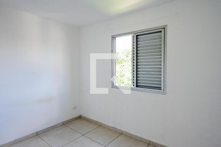 Quarto 1 de apartamento para alugar com 2 quartos, 50m² em Parque Fongaro, São Paulo