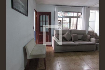 Casa à venda com 286m², 4 quartos e 3 vagasSala