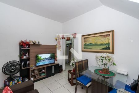 Sala de casa à venda com 1 quarto, 100m² em Penha Circular, Rio de Janeiro