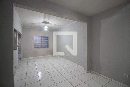Sala de casa à venda com 4 quartos, 140m² em Vila Reis, São Paulo