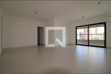 Apartamento à venda com 143m², 4 quartos e 3 vagasSala