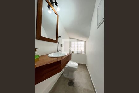 Lavabo de casa à venda com 4 quartos, 170m² em Parque Jabaquara, São Paulo