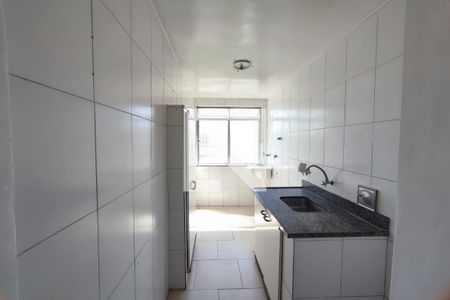 Cozinha de apartamento à venda com 2 quartos, 60m² em Taquara, Rio de Janeiro