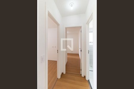 Corredor de apartamento à venda com 2 quartos, 43m² em Jardim Santa Emilia, São Paulo