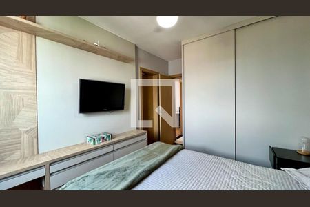 Suíte  de apartamento à venda com 2 quartos, 60m² em União, Belo Horizonte