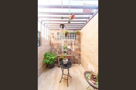 Jardim de Inverno de casa à venda com 3 quartos, 234m² em Vila Scarpelli, Santo André