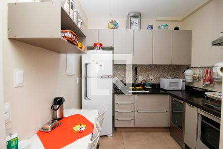 Cozinha de apartamento à venda com 2 quartos, 78m² em Coracao de Jesus, Belo Horizonte