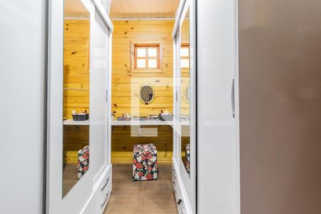 Closet - Casa 01 de casa à venda com 2 quartos, 140m² em Sarandi, Porto Alegre