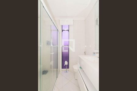 Banheiro da Suíte 1 de casa à venda com 3 quartos, 300m² em Vila Paiva, São Paulo
