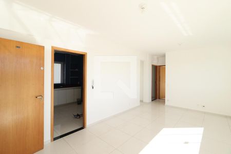 Sala de apartamento para alugar com 2 quartos, 80m² em Lídice, Uberlândia