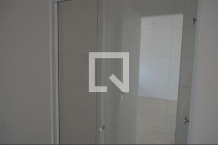 Banheiro de kitnet/studio para alugar com 1 quarto, 24m² em Sé, São Paulo