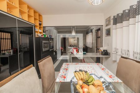 Cozinha de casa à venda com 4 quartos, 150m² em Vila Nhocuné, São Paulo