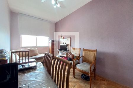 Apartamento à venda com 77m², 1 quarto e 1 vagaSala