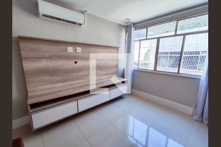 Sala de casa de condomínio à venda com 1 quarto, 80m² em Méier, Rio de Janeiro