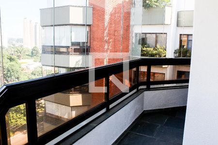 Varanda de apartamento à venda com 5 quartos, 410m² em Alto da Lapa, São Paulo