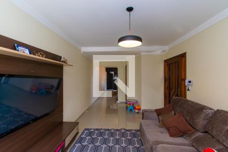 Sala de casa à venda com 3 quartos, 209m² em Vila Paulo Silas, São Paulo