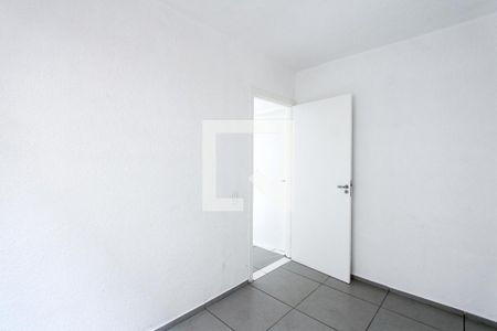 Quarto 2 de apartamento à venda com 2 quartos, 44m² em Mário Quintana, Porto Alegre