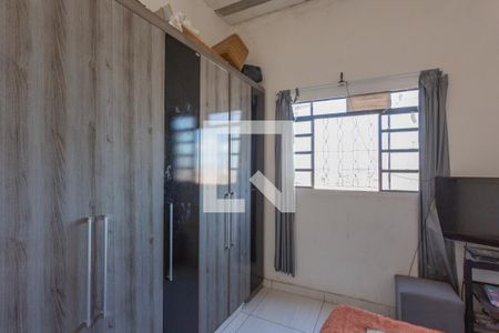 Quarto 2 de casa para alugar com 2 quartos, 65m² em Boa Vista, Belo Horizonte