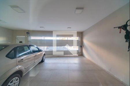 Vista da Sala de casa para alugar com 3 quartos, 240m² em Vila Scarpelli, Santo André