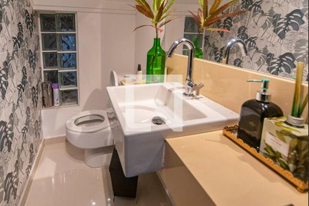 Lavabo de casa para alugar com 3 quartos, 240m² em Vila Scarpelli, Santo André