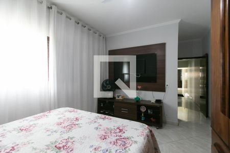 Quarto 2 de casa para alugar com 2 quartos, 180m² em Parque Guarani, São Paulo