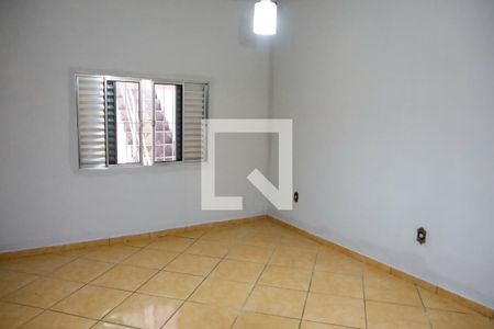 Quarto 1 de casa para alugar com 1 quarto, 80m² em Jardim Roberto, Osasco