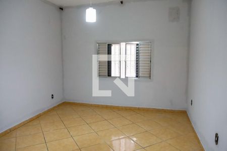 Quarto 1 de casa para alugar com 1 quarto, 80m² em Jardim Roberto, Osasco