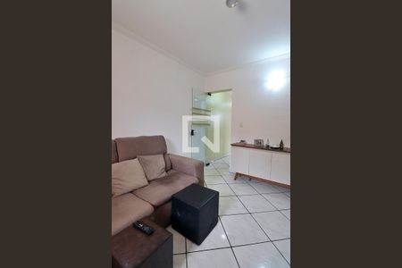 Sala de casa para alugar com 3 quartos, 136m² em Vila Palmares, Santo André