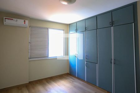 Quarto  de apartamento para alugar com 3 quartos, 141m² em Sion, Belo Horizonte