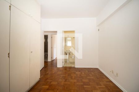 Suite, vista banheiro  de apartamento à venda com 4 quartos, 123m² em Itaim Bibi, São Paulo