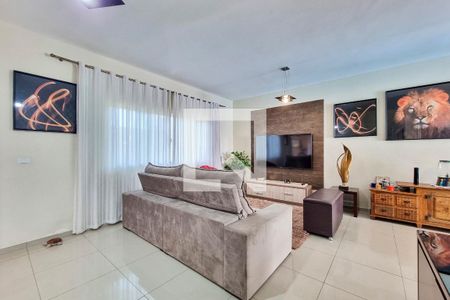 Sala de casa para alugar com 3 quartos, 225m² em Lot. Villa Branca, Jacareí