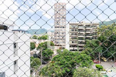 Vista sala  de apartamento à venda com 2 quartos, 107m² em Grajaú, Rio de Janeiro