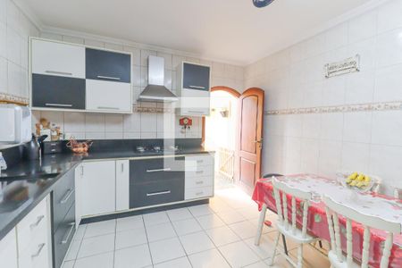 Casa à venda com 152m², 3 quartos e 5 vagas Casa à venda com 152m², 3 quartos e 5 vagasCozinha