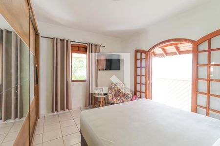 Casa à venda com 152m², 3 quartos e 5 vagas Casa à venda com 152m², 3 quartos e 5 vagasSuíte