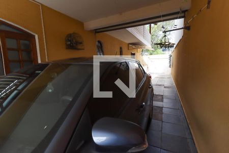 Casa à venda com 152m², 3 quartos e 5 vagas Casa à venda com 152m², 3 quartos e 5 vagasGaragem