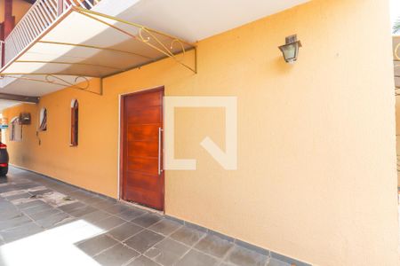 Casa à venda com 152m², 3 quartos e 5 vagas Casa à venda com 152m², 3 quartos e 5 vagasÁrea externa