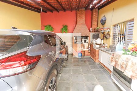 Casa à venda com 152m², 3 quartos e 5 vagas Casa à venda com 152m², 3 quartos e 5 vagasGaragem