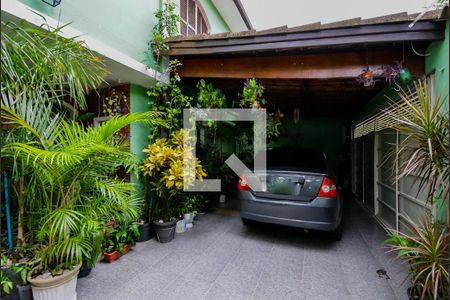 Casa à venda com 150m², 2 quartos e 2 vagas Casa à venda com 150m², 2 quartos e 2 vagasGaragem