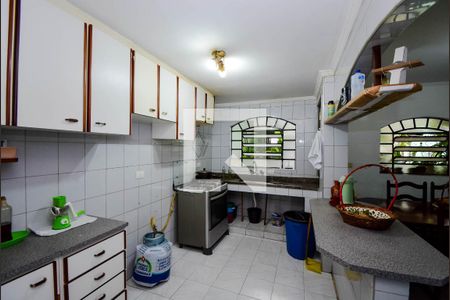 Casa à venda com 150m², 2 quartos e 2 vagas Casa à venda com 150m², 2 quartos e 2 vagasCozinha