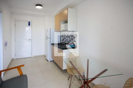 Cozinha de apartamento para alugar com 1 quarto, 30m² em Vila Independência, São Paulo