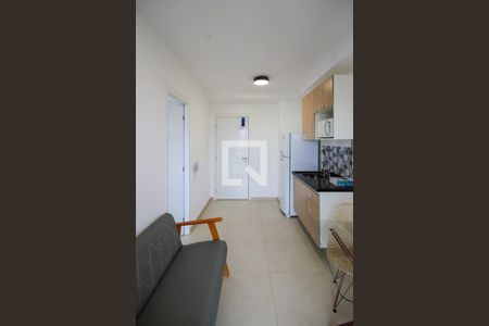 Cozinha de apartamento para alugar com 1 quarto, 30m² em Vila Independência, São Paulo