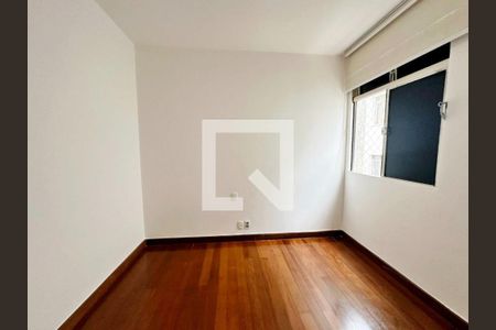 Apartamento à venda com 3 quartos, 120m² em Mangabeiras, Belo Horizonte