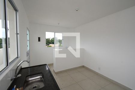 Sala/Cozinha de apartamento para alugar com 1 quarto, 31m² em Jardim Alfredo, São Paulo