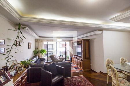 Sala de TV de apartamento à venda com 3 quartos, 164m² em Alphaville Industrial, Barueri