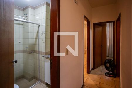 Corredor de apartamento à venda com 3 quartos, 62m² em Palmares, Belo Horizonte